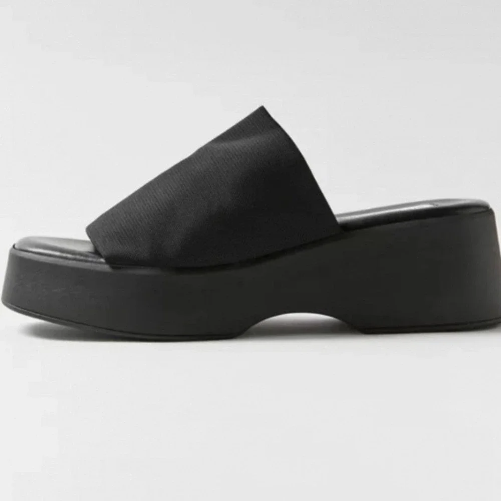 Bebe Vintage Y2K 90s Black Fabric Platform Slide Chunky Wedges Women's Size 9.5